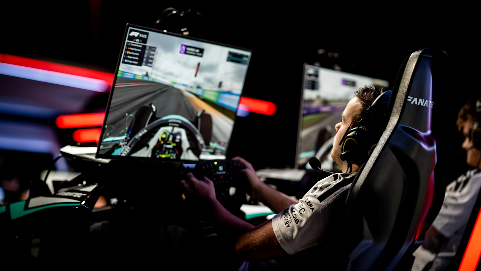 开云线上登录 R10 排位赛直播：2026 F1 模拟赛世锦赛墨西哥城站实时看点